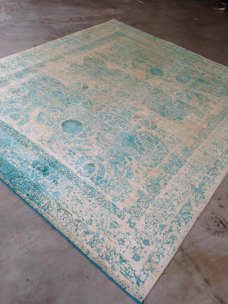 Rajasthan-13-Supreme-ZeroPile-ElectricBlue-on-Cream-ID-400474-BS