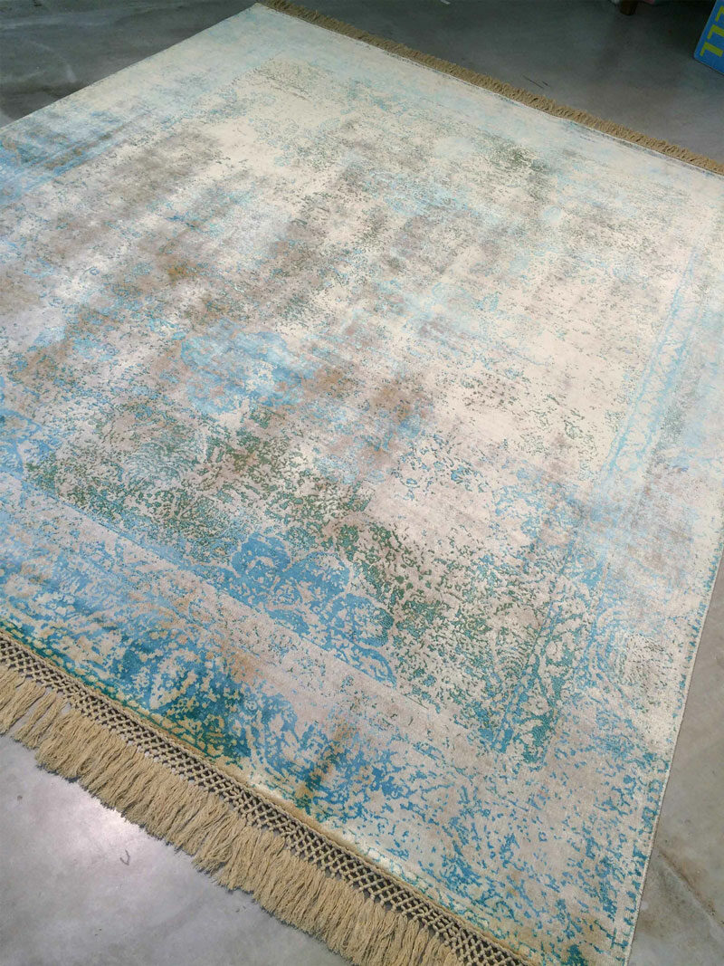 Rajasthan-Supreme-01-Handspun-ElectricBlue-on-BN-09-ID-400446-01